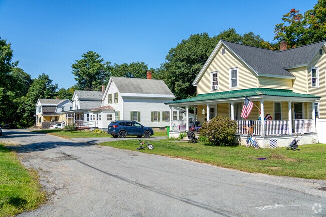 Single family homes in Claremont's East Side offer driveways and sizable lots.