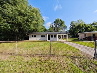 4935 Portsmouth Ave, Jacksonville, FL 32208