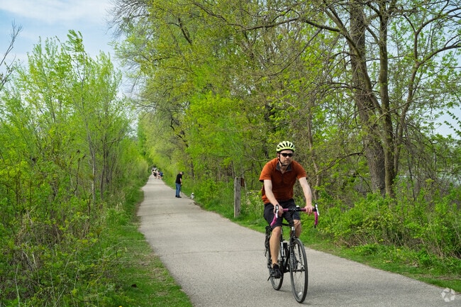 Residents can reach Myrick Park via the extensive trails leading all around town.