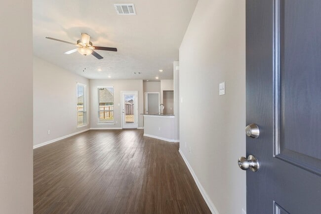 2020 Filmore Cove, Temple, TX 76504 - photo 2