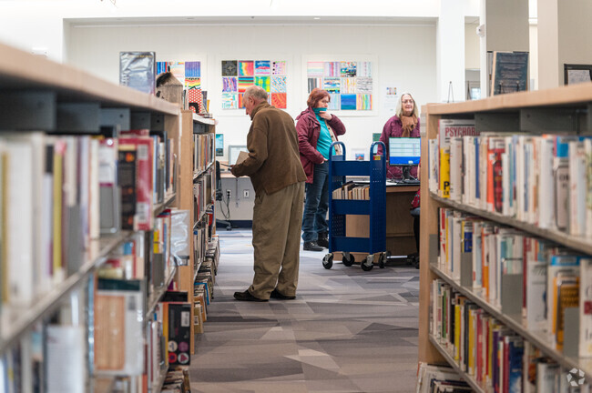 Located just outside of South Grafton, Grafton Library helps locals to find their next book.