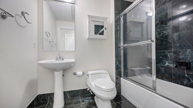 4025 Connecticut Ave NW unit 505, Washington, DC 20008 - photo 7