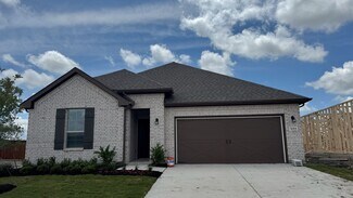 509 Pickett Creek Dr, Fort Worth, TX 76008