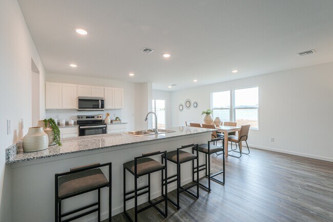 2809 Steamship Dr unit 37507084, Bullhead City, AZ 86429 - photo 4