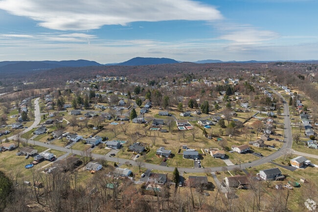 Wappinger blends suburban comfort with city convenience, just under two hours from NYC by train or car.