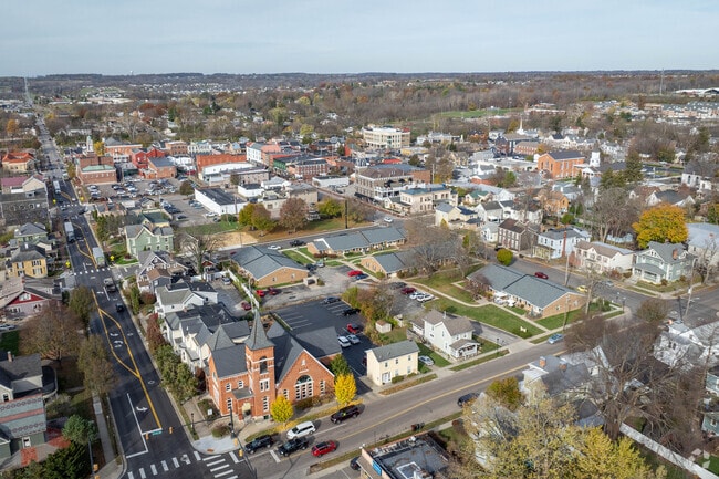 Between Dayton and Cincinnati is the historic town of Lebanon, Ohio.