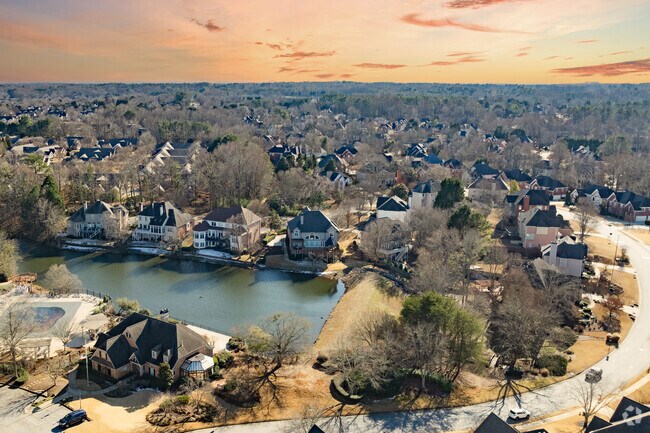 Known for its meticulously planned gardens, Edenwilde is recognized as a scenic standout.