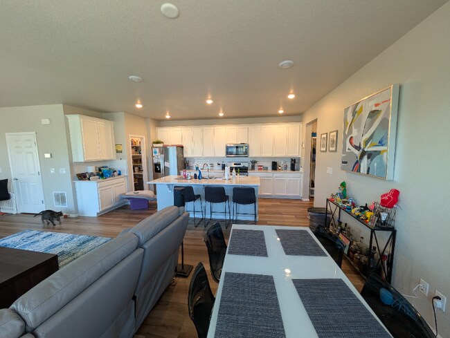 8183 S Trails Edge Ct, Centennial, CO 80112 - photo 6