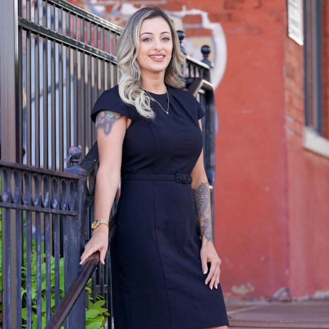 Agent Photo