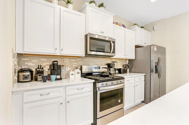 5548 Misty Oak Cir unit ID1059148P, Davenport, FL 33837 - photo 7