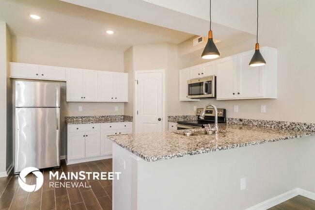 2064 Hoosier Way, Jeffersonville, IN 47130 - photo 6