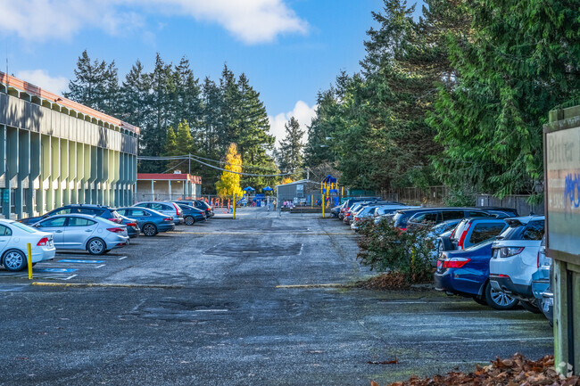Broadview-Thomson Elementary School parking and playground in the back.