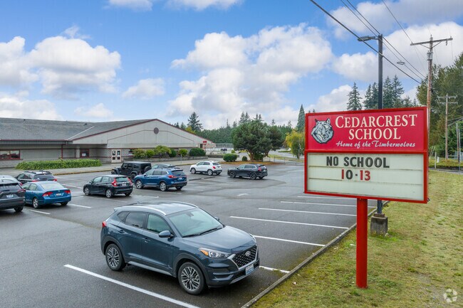 Cedarcrest Middle School provides an excellent education to students in Getchell.