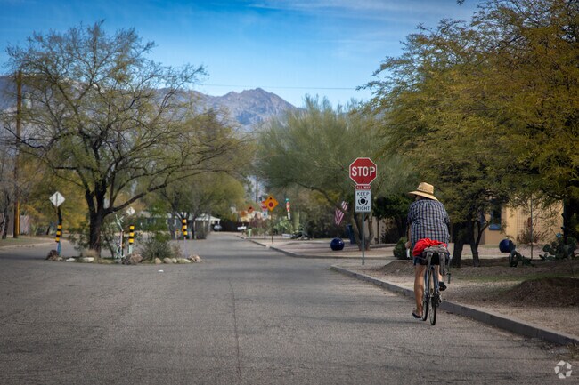 Scenic mountain views are a treat for Midtown Tucson commuters.