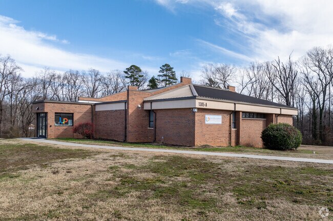 Guilford Elearning University Prep in Greensboro, has around 550 students enrolled.