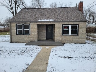 2413 W 27th St, Anderson, IN 46016