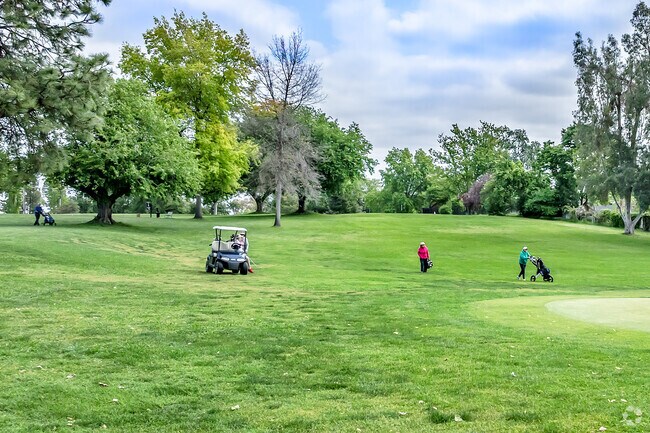 Foothill Golf Course is a small well maintained 9-hole course in Citrus Heights.