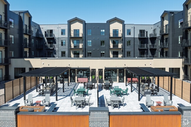 Cannery Square North, Eau Claire, WI 54703 - photo 4