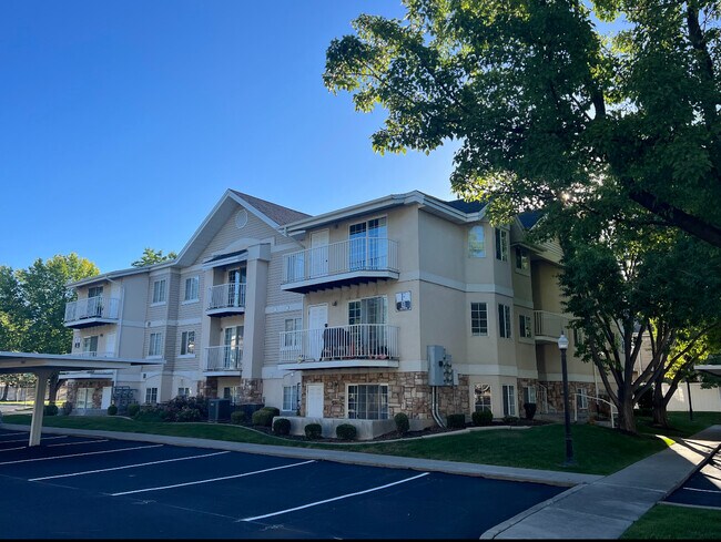 1168 W 1295 S unit 1168, Orem, UT 84058 - photo 2