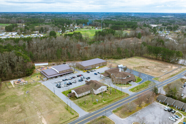 Heritage Christian Academy serves nearly 100 students in the Zebulon, NC area.