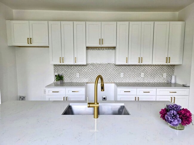 911 Florida St, San Antonio, TX 78210 - photo 5