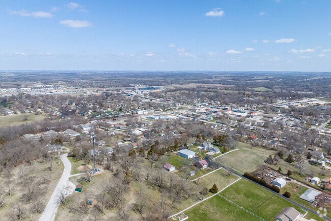 Oak Grove Neighborhood view.
