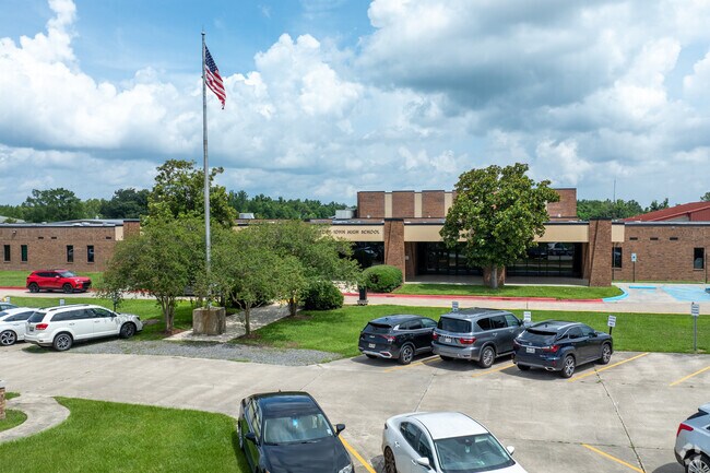 The dedicated teachers of East St. John High School earned a C- from Niche.