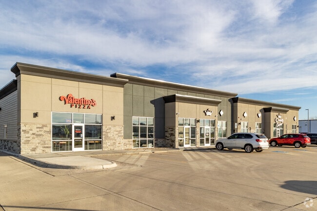 Southwest Sioux Falls residents enjoy many recreational activities in the area.