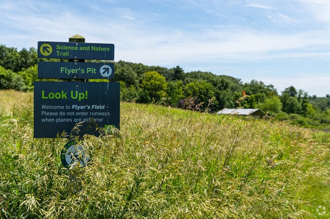 Watch the RC planes stunt through the skies at Mary Cummings Park fly way near Winnmere.