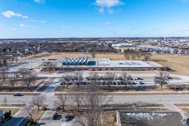 Sabish Middle School in Fond Du Lac scores a B- by Niche.