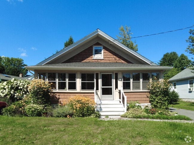 Nasons Corner has many quaint cottage-style homes to choose from.