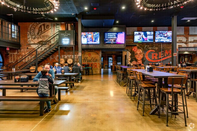 Main taproom at Elicit Brewing Company is large and family friendly.