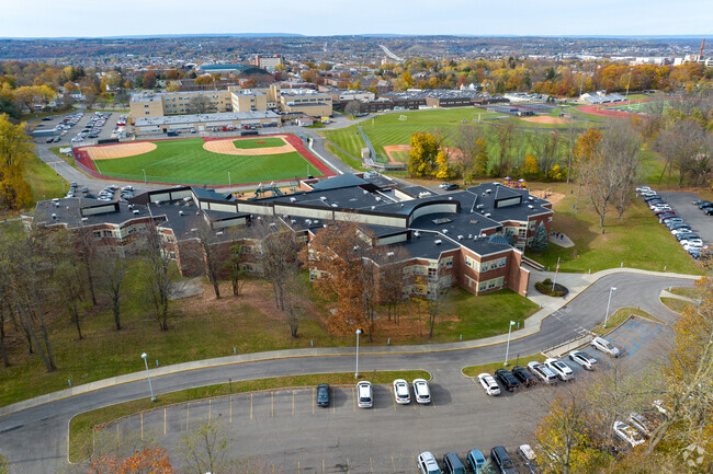 The large campus of PS 14 is right behind Troy Middle School.