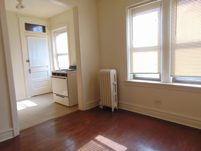 849 W 83rd St unit 1, Chicago, IL 60620 - photo 5