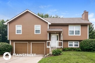 525 Kenneth Ln, Belton, MO 64012