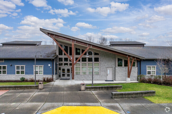Lake Tapps Elementary School entrance.