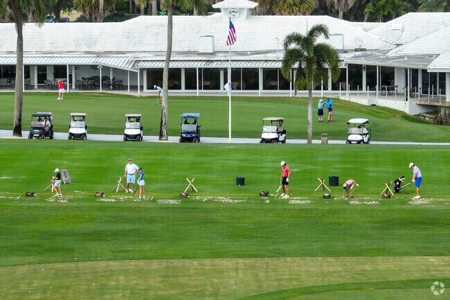 Ready to hit the ball? Head over to Tequesta Country Club if you like golfing.