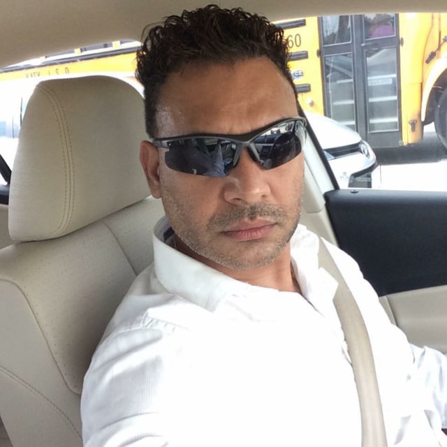 Agent Photo