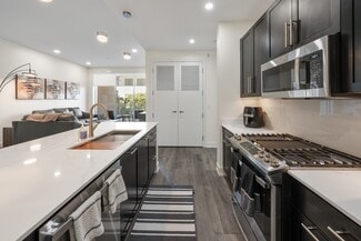 5315 E High St, Phoenix, AZ 85054