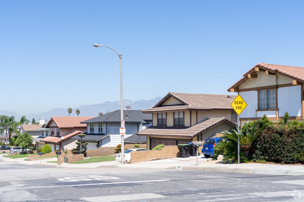 About Avocado Heights Schools, Demographics, Things to Do