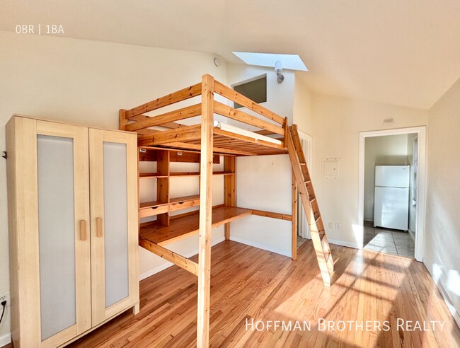 1160 Hearst Ave unit A, Berkeley, CA 94702 - photo 2