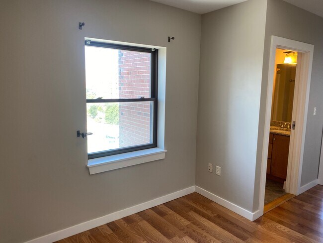 532 Commonwealth Ave, Boston, MA 02215 - photo 2