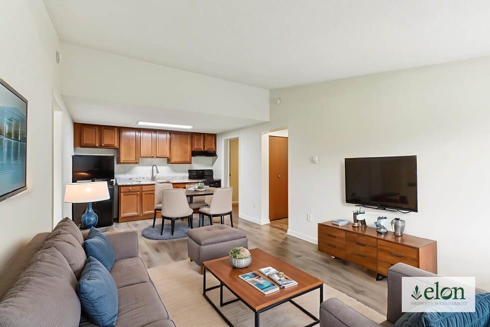 Cambridge Commons, Indianapolis, IN 46254 - photo 1