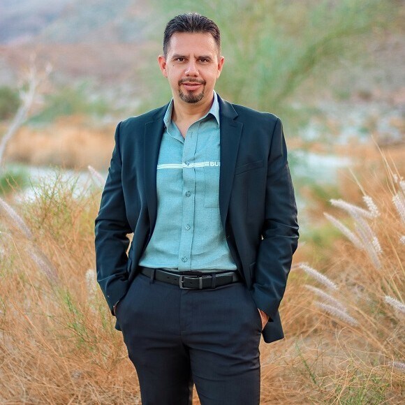 Agent Photo