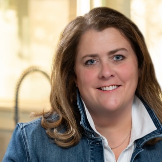 Laura Stebbins