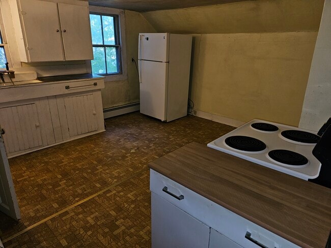 35 Beech St unit 2, Orono, ME 04473 - photo 7