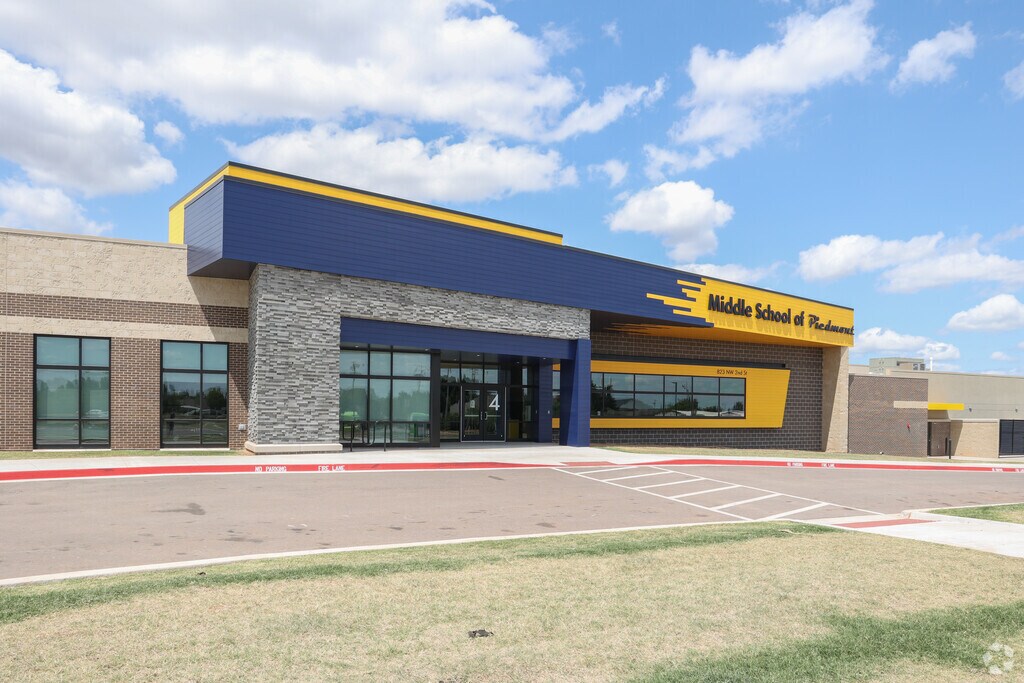 Piedmont Middle School serves students in grades 7 and 8.