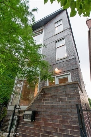 1621 W Beach Ave Unit SFH, Chicago, IL 60622