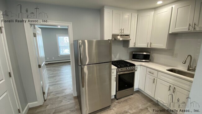 95 Cottage St unit 1, Boston, MA 02128 - photo 4