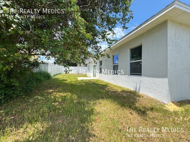 131 Inconnu Ct, Kissimmee, FL 34759 - photo 4